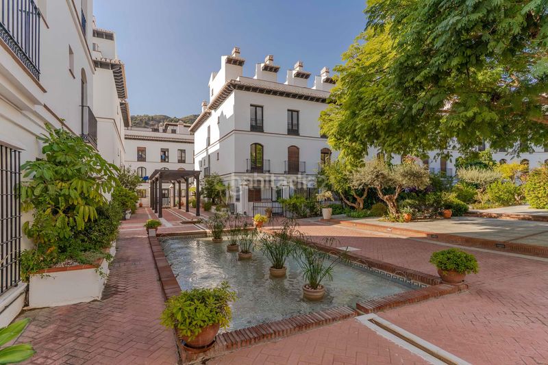 Foto 55c0a56c-c5b2-4061-95bc-e239816823b7. Apartamento en calle sierra lujar fantástico piso con piscina y plaza de aparcamiento en Vélez de Benaudalla