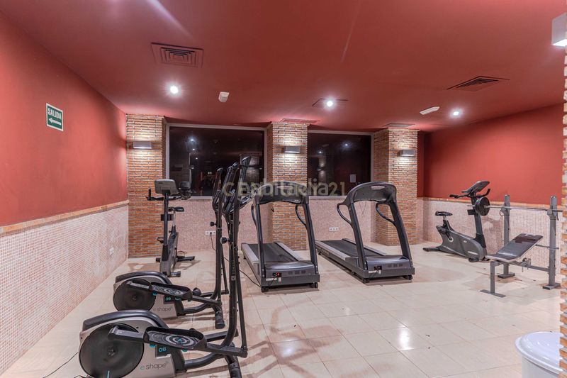 Foto f9aade27-6e20-49f6-a90f-c760bf2d4cc5. Apartamento en calle sierra lujar fantástico piso con piscina y plaza de aparcamiento en Vélez de Benaudalla