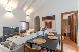 Etagenwohnung in Callejuela de san bartolomé, granada, spain 4. Piso reformado con encanto en el albaicín con licencia turística