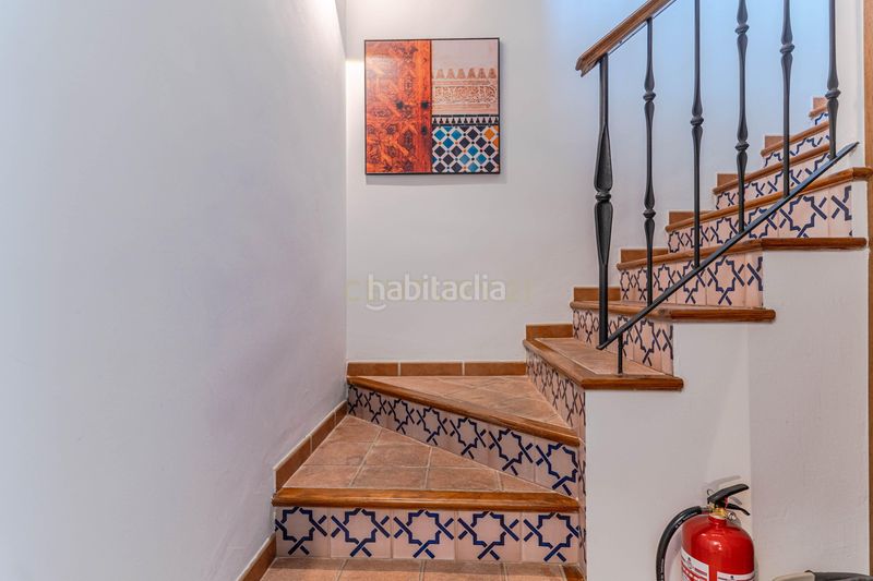 Foto 63e30919-3127-42f3-96be-dfa4e5eae501. Piso en callejuela de san bartolomé piso reformado con encanto en el albaicín con licencia turística en Granada