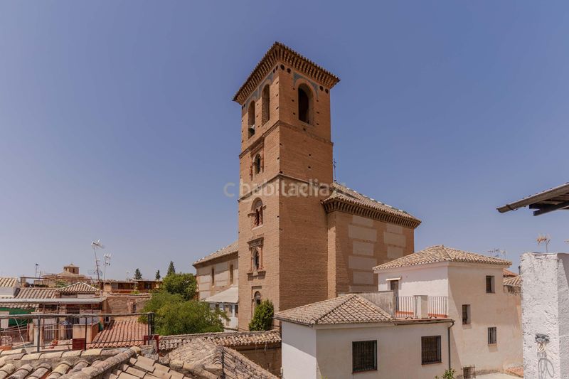 Foto d16f57ed-a882-49bc-a210-8b0d6991495c. Piso en callejuela de san bartolomé piso reformado con encanto en el albaicín con licencia turística en Granada