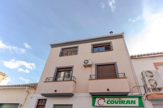 House  Calle artistas, 22, güevéjar, spain 22. Oportunidad centro güevéjar !   amplia vivienda 2 plantas