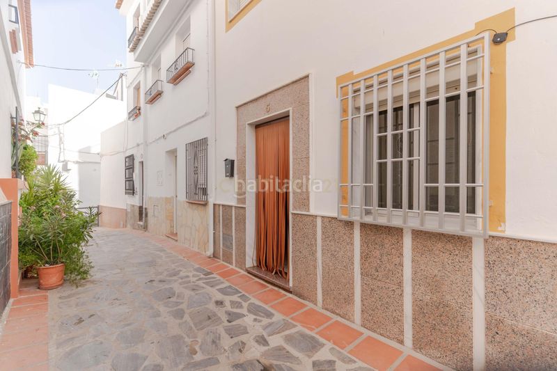 Foto 6fb12337-d62b-43a1-8409-f83b4d91d99d. Casa en calle peñuelas altas casa con encanto rústico cerca de la playa en Molvízar