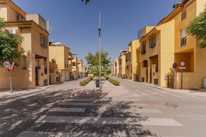 Foto 98496911-9308-4967-a876-f4b13262a1ae. Casa a c. celso a San Miguel Armilla