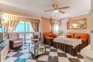 Apartamento  Calle demetrio spínola, 10, granada, spain 10. Piso luminoso en calle demetrio espínola  posibilidad de 3 dormi