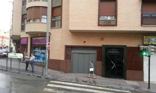 Aparcament cotxe a Cieza