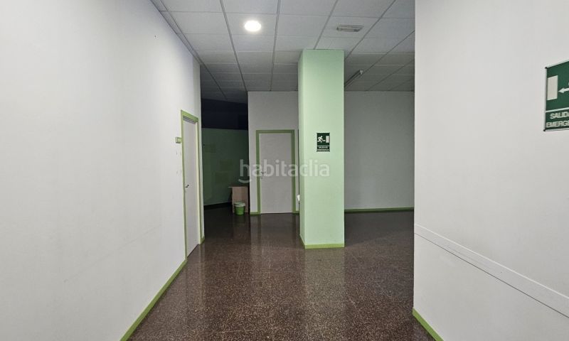 Foto 51755609-a66e-40f1-9d4e-fcb19029dc6c. Lloguer local comercial a Cieza