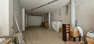 Local Comercial  Tomas y valiente. Local diafano