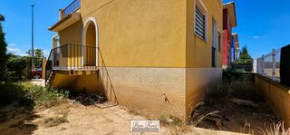 Dreistöckige Wohnung in Abarán. Chalet independiente en hoya del campo, abarán con financiación