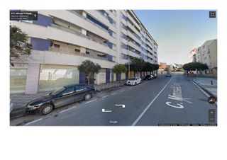Locale commerciale in Calle Mimosa-la Granja 38