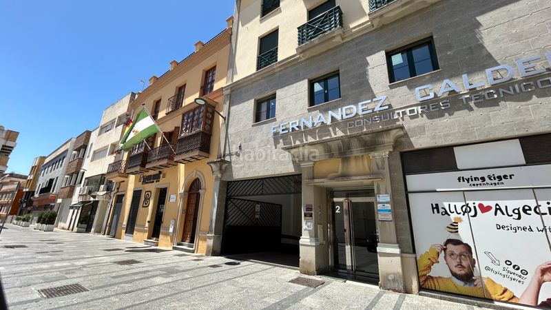 Foto 0da55a5c-1679-43b4-a1d1-eff2c69c19fc. Aparcament cotxe a calle muñoz cobos 2 a Casco Antiguo Algeciras