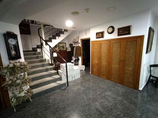 Office space  Ronda de los tejares. Tejares  local de oficina para múltiples usos  entrada independi