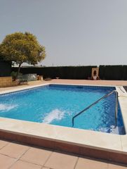 House in Carlota (La). Chalet en venta junto a la carlota