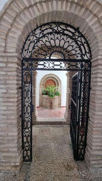 Foto e49c357f-0ff3-4d77-abe8-5dd1ab9cee92. Casa judería casa en venta 248m2patio terraza en Córdoba
