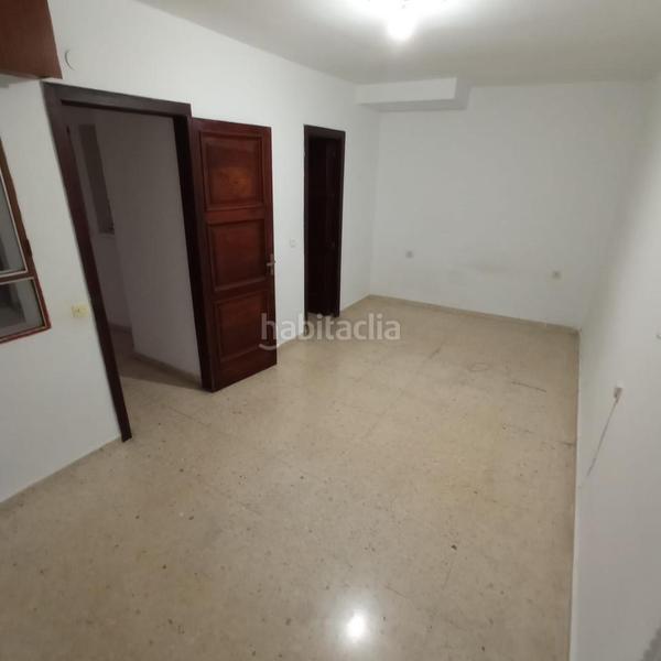 Foto ab5c36d1-11a0-4e16-bee7-55201c8633d5. Affitto piano terra con parcheggio in casco histórico - ribera - san basilio Córdoba