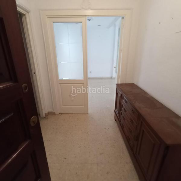 Foto 19270195-64c6-4dd7-a2a5-f92670749941. Location rez-de-chaussée avec parking dans casco histórico - ribera - san basilio Córdoba