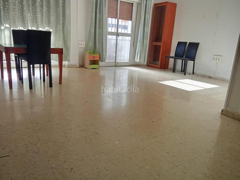 Foto f68071f0-1955-47de-a8d5-95727fd2c191. Rent ground floor with parking in casco histórico - ribera - san basilio Córdoba