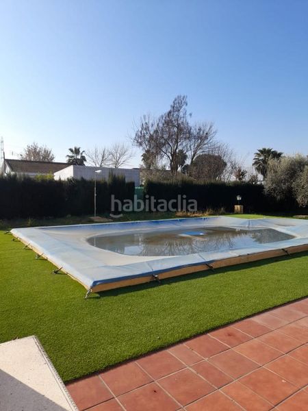 Foto b287b135-ba91-4c17-80a6-97a4d4db5c1b. Casa amb piscina a Poniente-Norte - Miralbaida - Parque Azahara Córdoba
