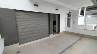 Lloguer Planta baixa  Escritora rosario acuña. Junto hospital quirón  2 dormitorios  cochera  piscina  895  mes