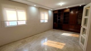 Affitto Appartamento  Avenida de las ollerías. Ollerías  sin amueblar  2 dormitorios  ascensor  aire acondicion