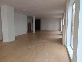 Miete Geschäftsraum in Calle hernán cortés 23. Local comercial en la pastora