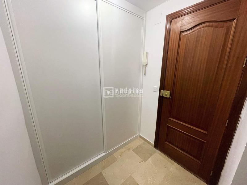 Foto 5e0c39b8-bf1f-4cec-b615-3429c100e2bc. Alquiler apartamento en ronda de los tejares 19 en Córdoba