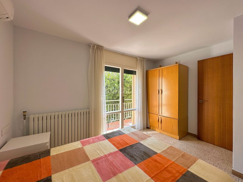 Foto 9350130a-32b1-466a-bedc-a39a9ce44669. Casa amb calefacció aparcament piscina a Fenals Lloret de Mar