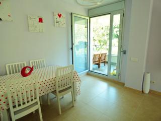 Apartament  Avinguda sa boadella. 2 dormitorios - parking