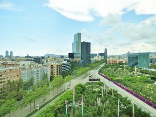 Rent Apartment  Carrer de bac de roda. De temporada