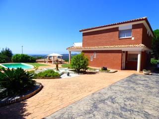 Casa en Lloret Verd - Els Pinars. En venta con vistas panorámicas