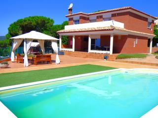 Maison à Lloret Verd - Els Pinars. En venta con vistas panorámicas