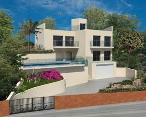 Wohngrundstück in Roca Grossa. Parcela con proyecto de construcción con vistas al mar