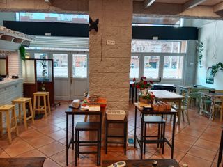 Local Comercial a El Molí-El Rieral. Bar en venta
