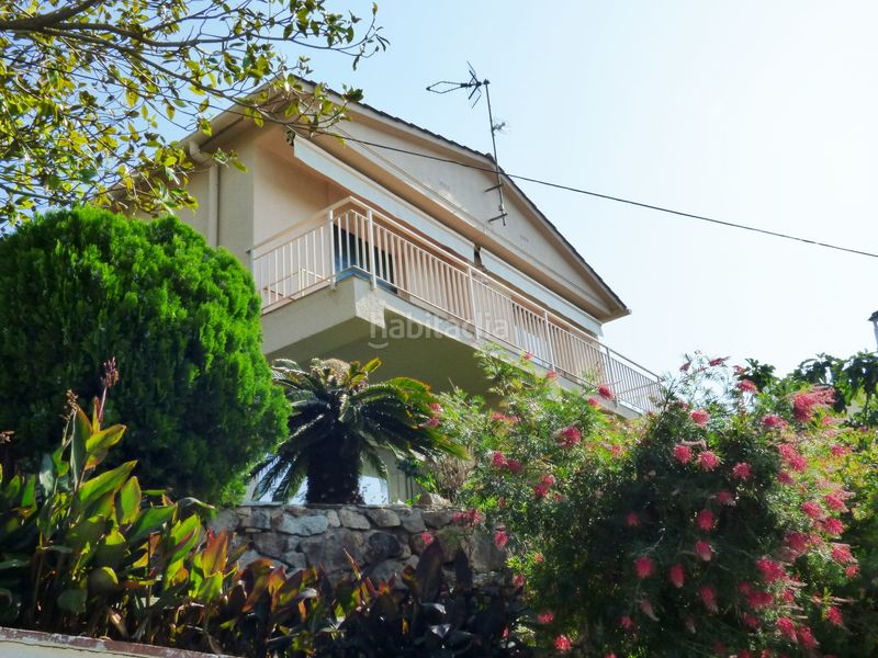 Foto 0b0ffe3f-9113-4e5d-b0f8-b1c3acd4117b. Chalet oportunidad inversión! en Fenals Lloret de Mar