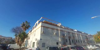 Penthouse in Centro-Calzada-Cabo Noval. Ático con terraza en plaza del cinema