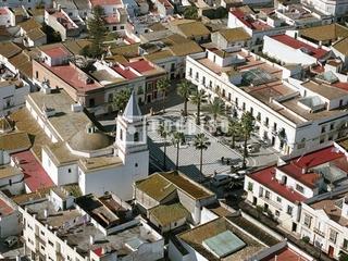 Appartement  De la constitucion. Oportunidad en trebujena! piso de 3 dormitorios junto al polidep