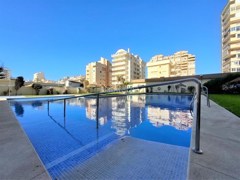 Foto 5c9851cf-c333-4119-85fe-22405d56ff97. Àtic amb piscina a Playa de los Boliches Fuengirola