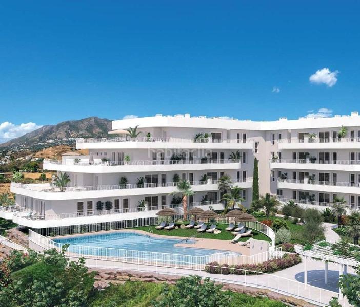 Foto 188184b9-26e9-4c03-8766-ba4989d61b9e. Attico con riscaldamento parcheggio piscina in Los Pacos Fuengirola