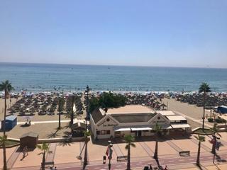 Lloguer Pis a Playa de los Boliches. Piso en alquiler de dos dormitorios primera linea de playa de se