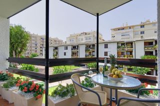 Miete Appartement in Puerto Deportivo. Espectacular apartamento de 2 dormitorio en pleno centro de fuen