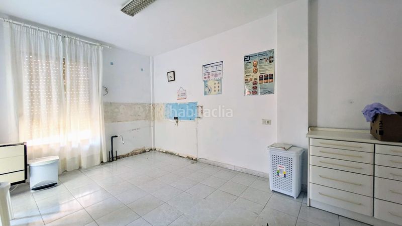 Foto ddf119b9-2fdc-4b82-b95e-82bb0c663c72. Pis a Puerto Deportivo Fuengirola