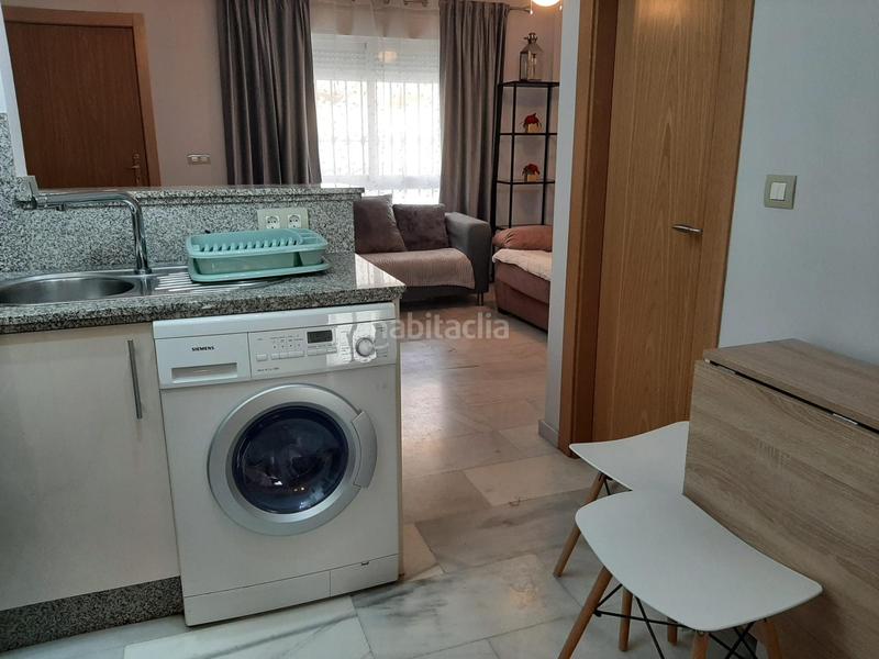 Foto 6f6d349a-2361-4335-a38e-f83b5d3d9887. Lloguer apartament amb piscina a Los Pacos Fuengirola