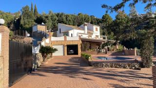 Lloguer Xalet a Mijas pueblo. Gran unifamiliar en alquiler en mijas