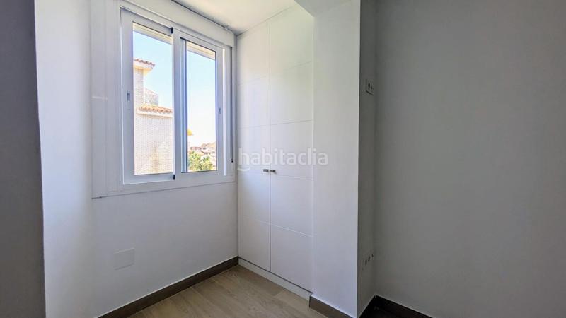 Foto aad2363d-dd05-4918-a12f-8a2c5c7432b8. Alquiler piso gran piso completamente reformado de 3 dormitorios en Fuengirola