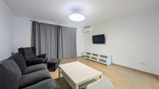 Location Appartement à Centro ciudad. Gran piso completamente reformado de 3 dormitorios