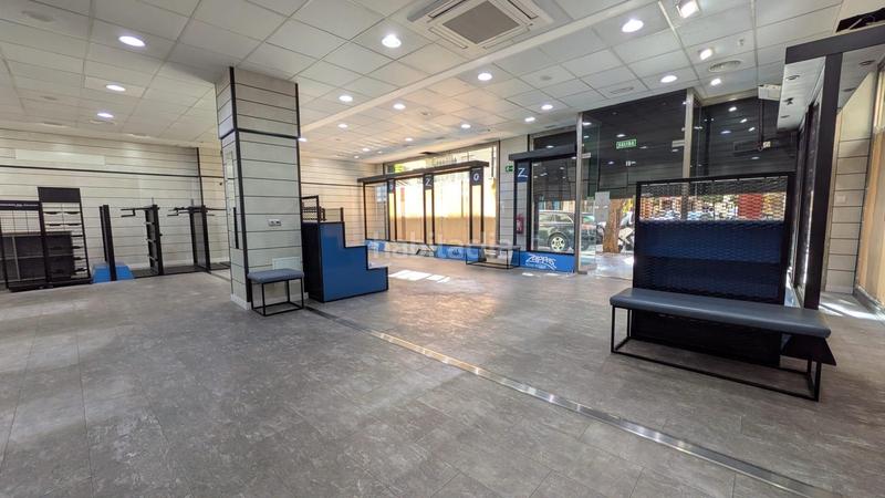 Foto 364d8855-61da-4a5b-914e-50713075bb93. Alquiler local comercial gran local de alquiler en Fuengirola