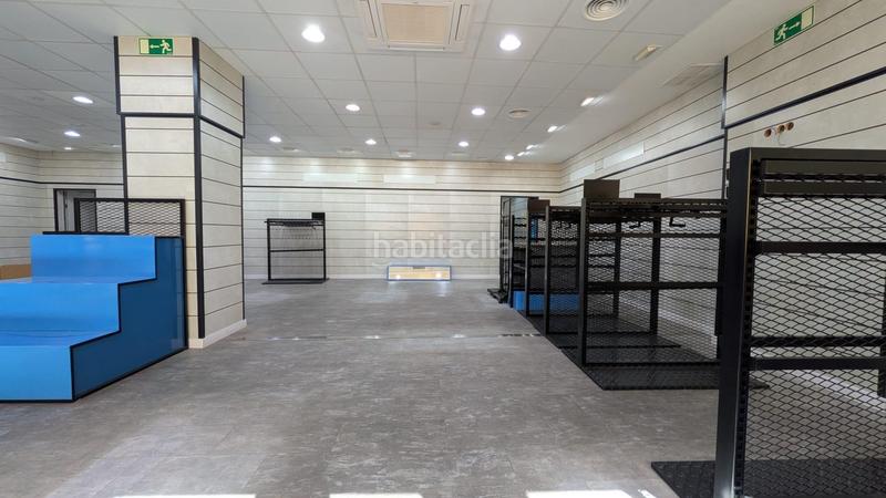 Foto 4b0ec0d3-951d-4962-b0a0-6589b0ccc9e7. Alquiler local comercial gran local de alquiler en Fuengirola