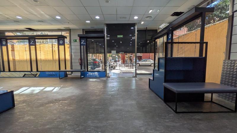 Foto a05ab220-c376-4dc4-ac3b-9e6343780c32. Alquiler local comercial gran local de alquiler en Fuengirola