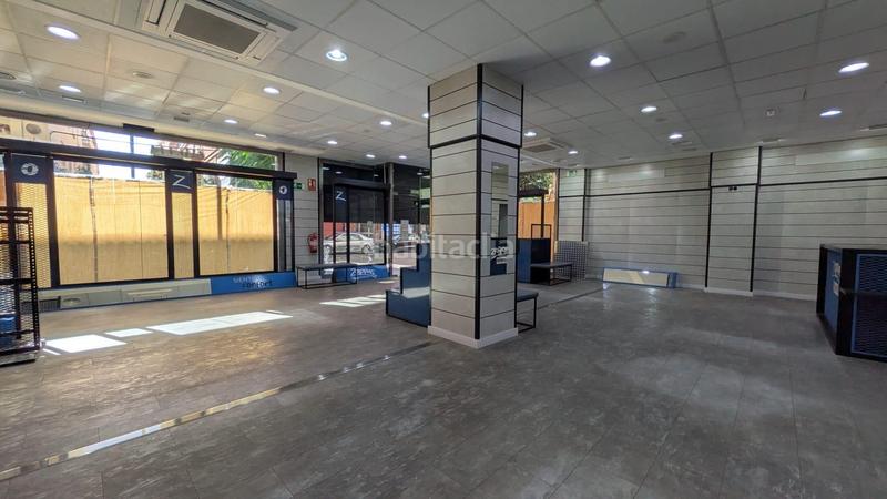 Foto d16740b8-e0f9-46f4-8b24-d9a964967cd0. Alquiler local comercial gran local de alquiler en Fuengirola