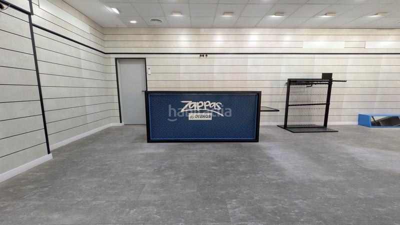 Foto e202383f-19f9-4a4c-a622-34f8b568d921. Alquiler local comercial gran local de alquiler en Fuengirola